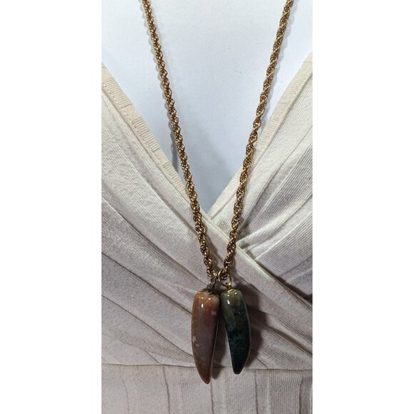 Vintage Dual Carved Stone Fang Pendant Necklace - Picture 4 of 6